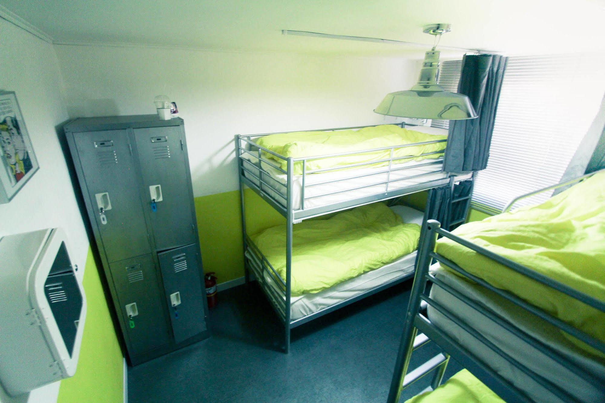 Travel Holic Guesthouse Seoul Bagian luar foto
