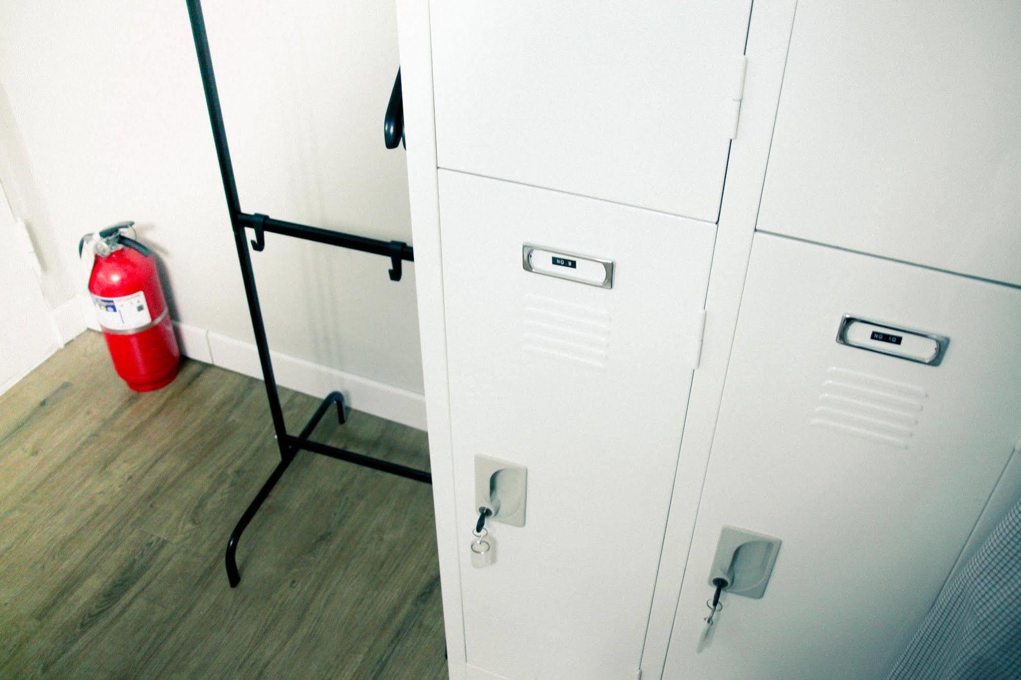 Travel Holic Guesthouse Seoul Bagian luar foto